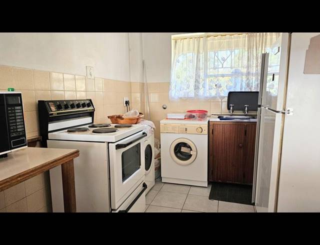 2 BEDROOM APARTMENT FOR SALE IN CROYDON